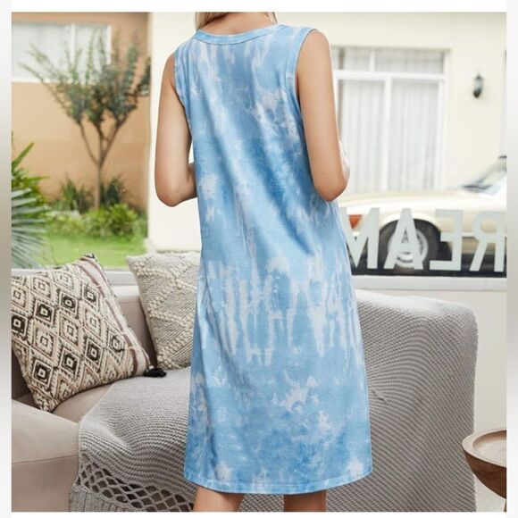 Ladies New Without Tags Blue Tie Dye Print Casual Dress Size Medium - Picture 3 of 15